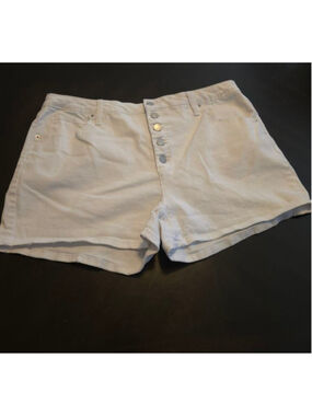 Women's Plus Size White Button Fly Jean Shorts Plus Size 20 Summer Vibes